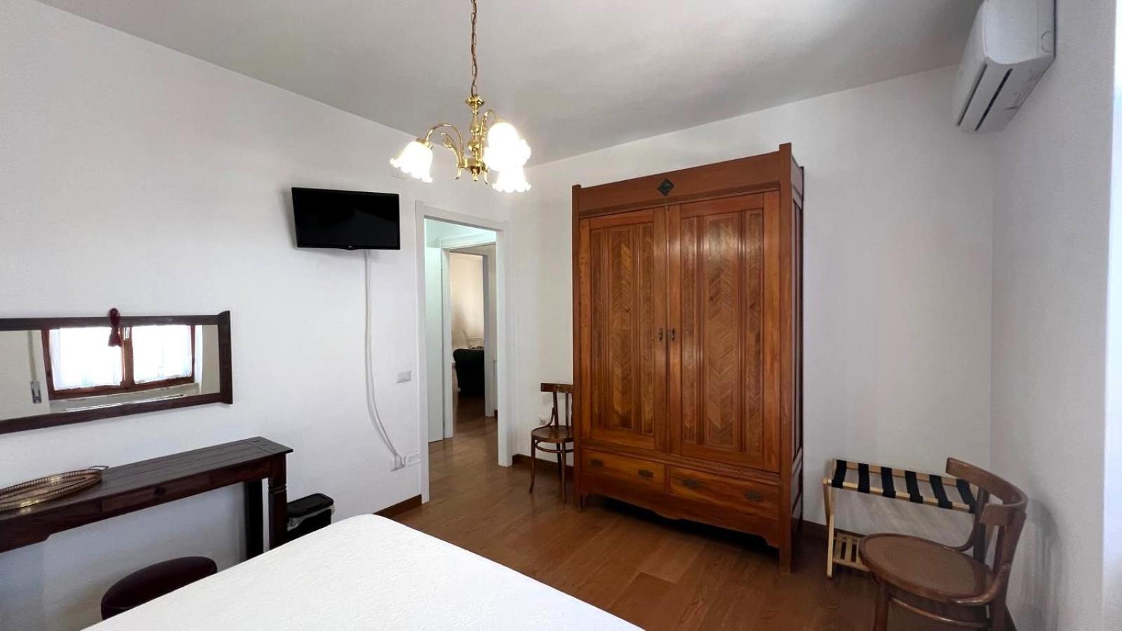 S'Alighera Guest House Альгеро Екстер'єр фото
